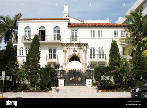 casa versace miami ocean drive|giannis at former versace mansion.